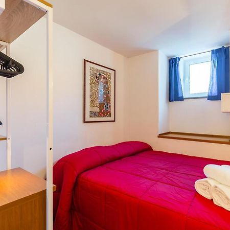 Parthenope'S Eye On The Seafront By Napoliapartments Εξωτερικό φωτογραφία