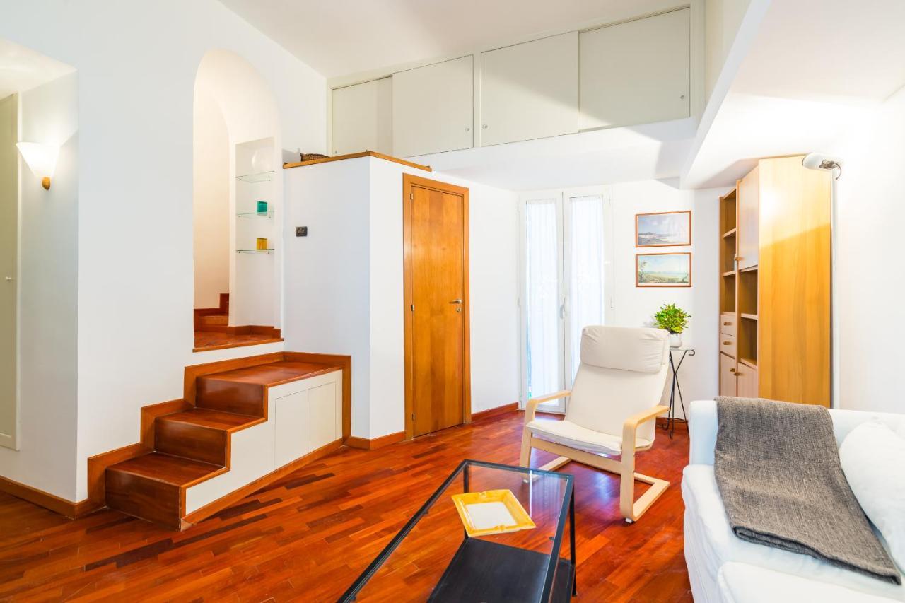 Parthenope'S Eye On The Seafront By Napoliapartments Εξωτερικό φωτογραφία