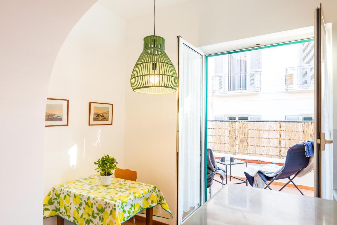 Parthenope'S Eye On The Seafront By Napoliapartments Εξωτερικό φωτογραφία